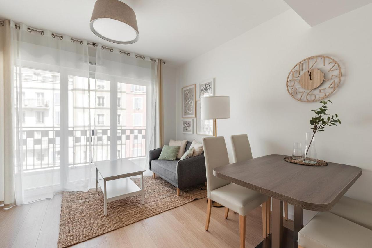 Ovelia Poissy - Les Romantiques ภายนอก รูปภาพ