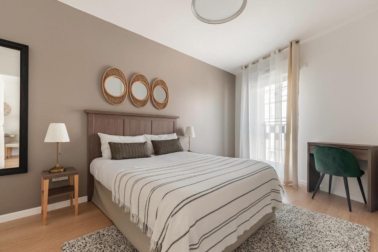 Ovelia Poissy - Les Romantiques ภายนอก รูปภาพ